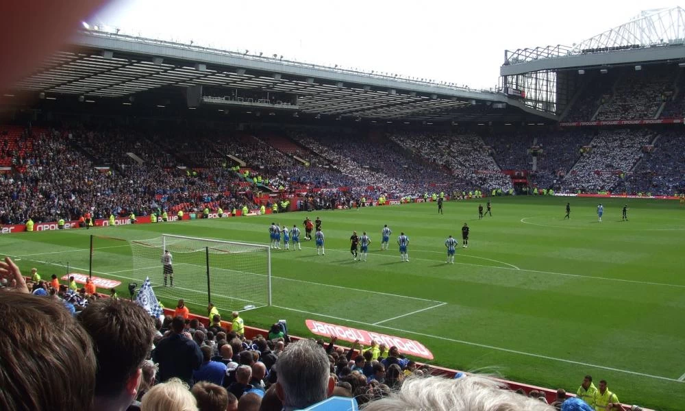 Βρετανία: Στο 100% η διαθέσιμη χωρητικότητα στα γήπεδα από τις 19 Ιουλίου